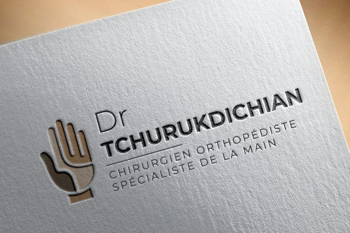eclolink_agence_webmarketing_client_dijon_mockup-logo-dr-Tchurukdichian-2